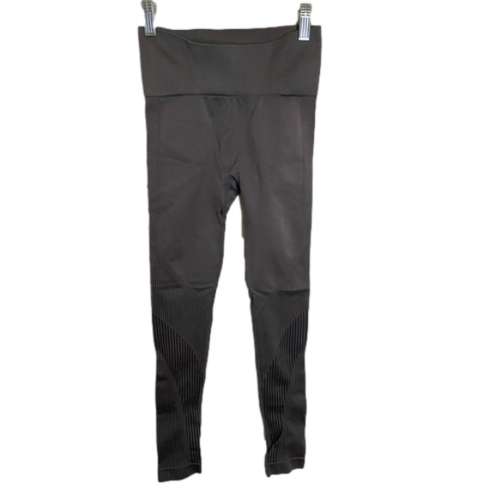 ZYIA Active Women's Size XS Performance Grey Grid Leggings